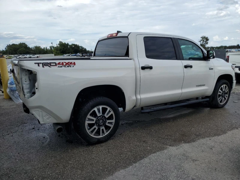 Toyota Tundra CREWMAX SR5 AWD, снимка 3 - Автомобили и джипове - 52749822