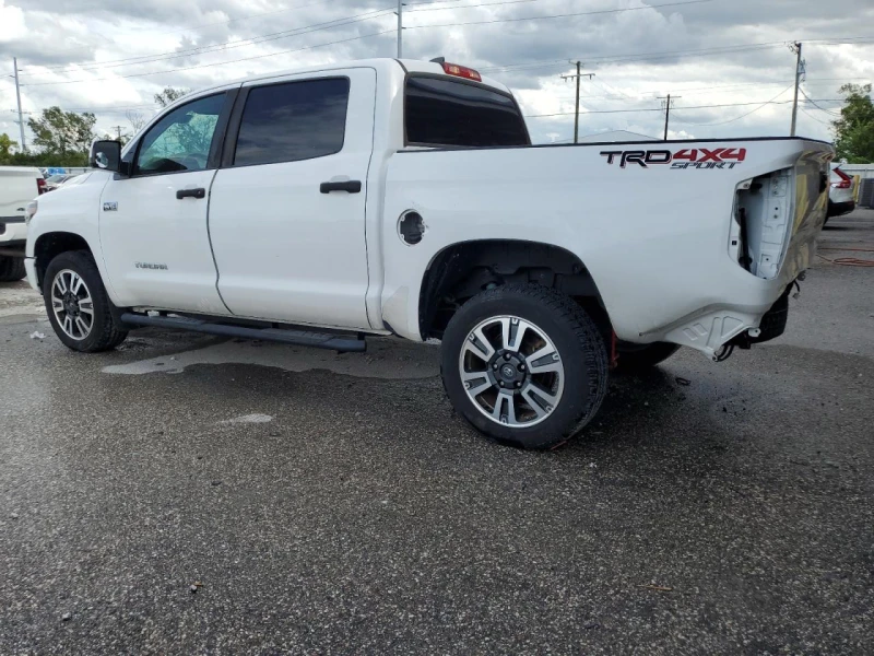 Toyota Tundra CREWMAX SR5 AWD, снимка 2 - Автомобили и джипове - 52749822