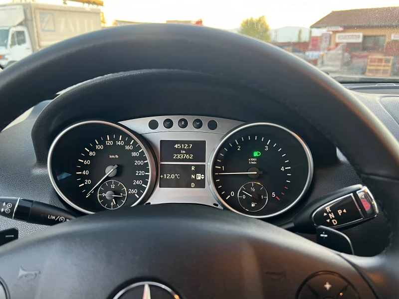 Mercedes-Benz ML 350 350 CDI, снимка 11 - Автомобили и джипове - 52496341
