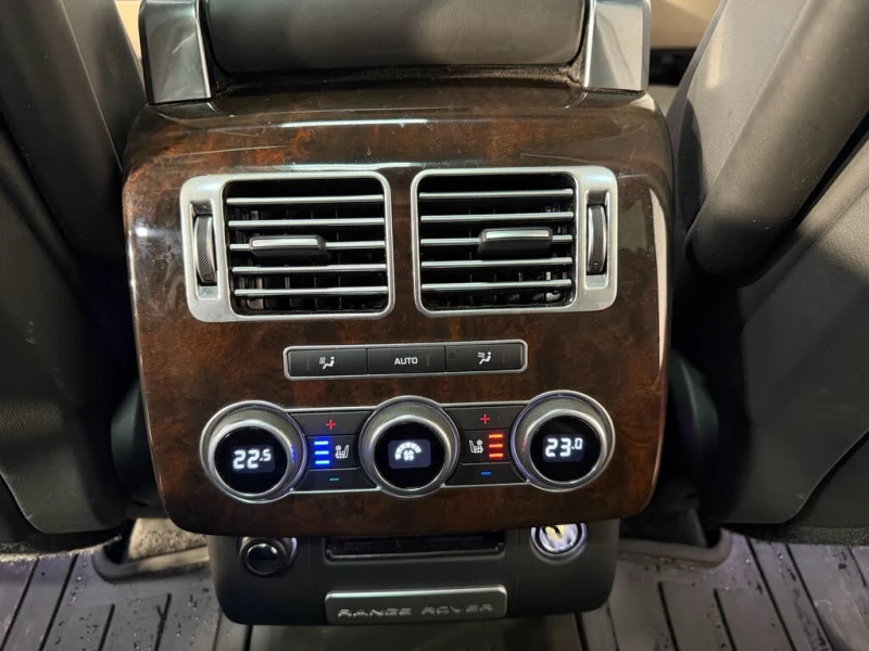 Land Rover Range rover Supercharged* 4WD* АвтоКредит* (ЦЕНА ДО БГ), снимка 14 - Автомобили и джипове - 52769709