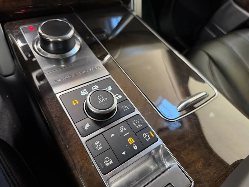 Land Rover Range rover Supercharged* 4WD* АвтоКредит* (ЦЕНА ДО БГ), снимка 17 - Автомобили и джипове - 52769709