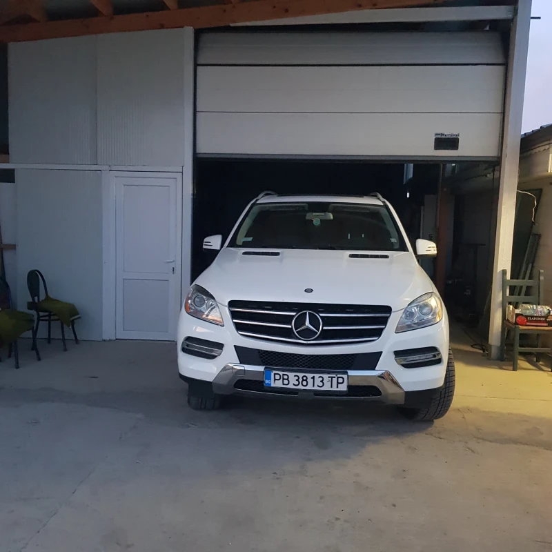 Mercedes-Benz ML 350 2-Matik, снимка 3 - Автомобили и джипове - 53535546