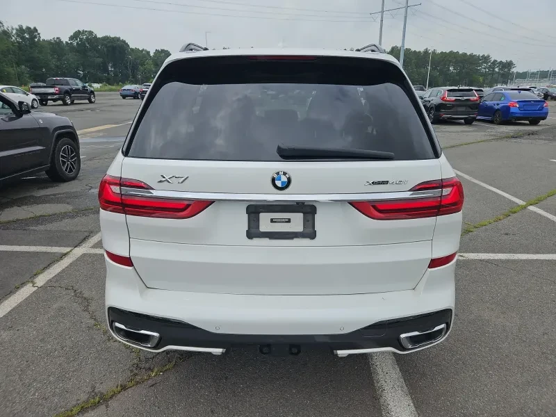 BMW X7 xDrive40i M-SPORT, снимка 4 - Автомобили и джипове - 55101435