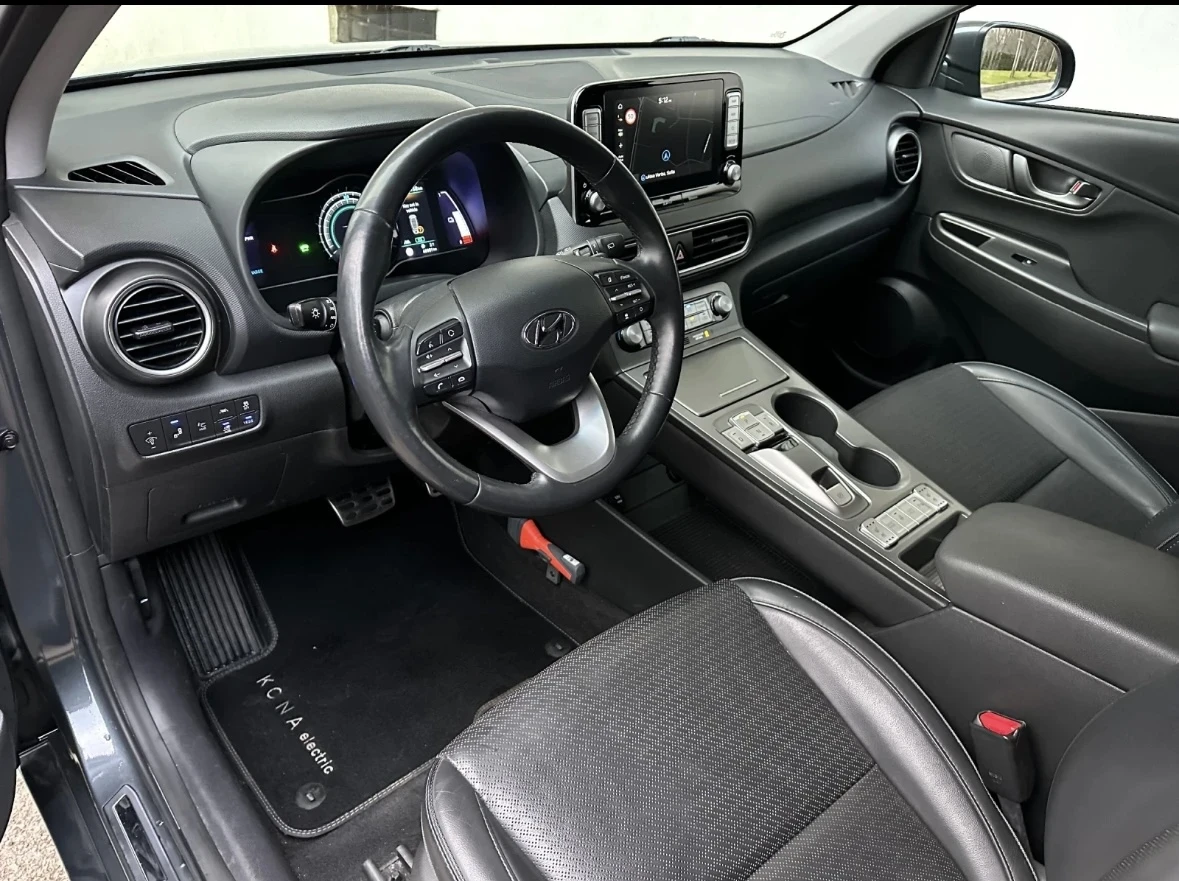 Hyundai Kona PREMIUM / 64KW - изображение 9