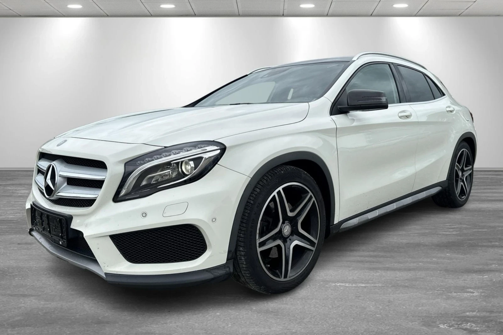 Mercedes-Benz GLA 220 d | 170кс | Автоматик | 4x4 | AMG пакет | Панорама - изображение 2