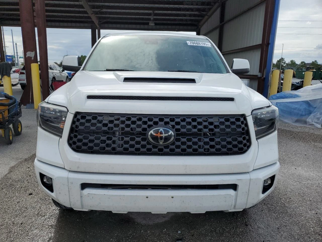 Toyota Tundra CREWMAX SR5 AWD - изображение 5