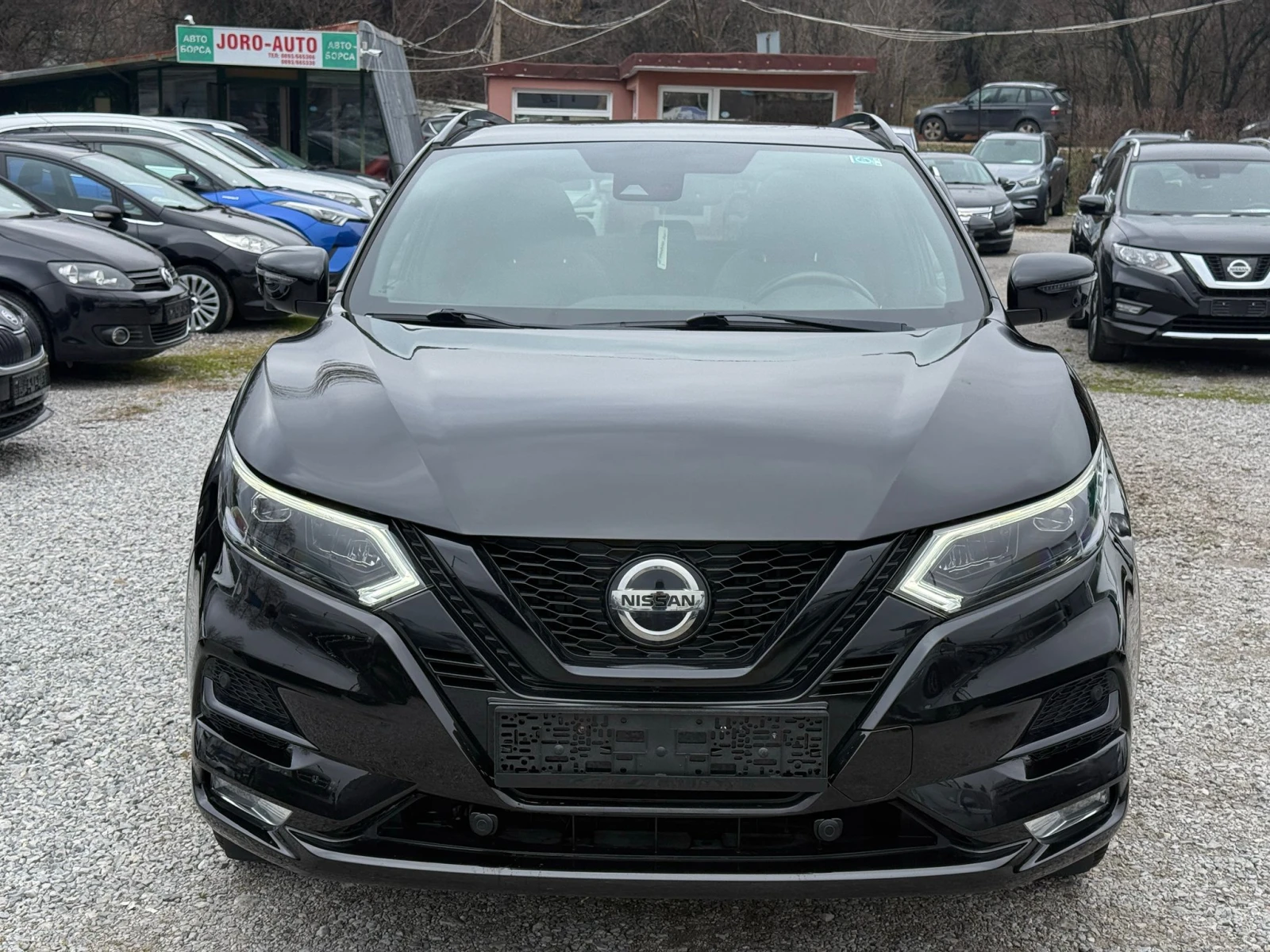 Nissan Qashqai 1.7DCI* TEKNA PLUS* DISTR* PANO* NAVI+ CAMERA-360* - изображение 2