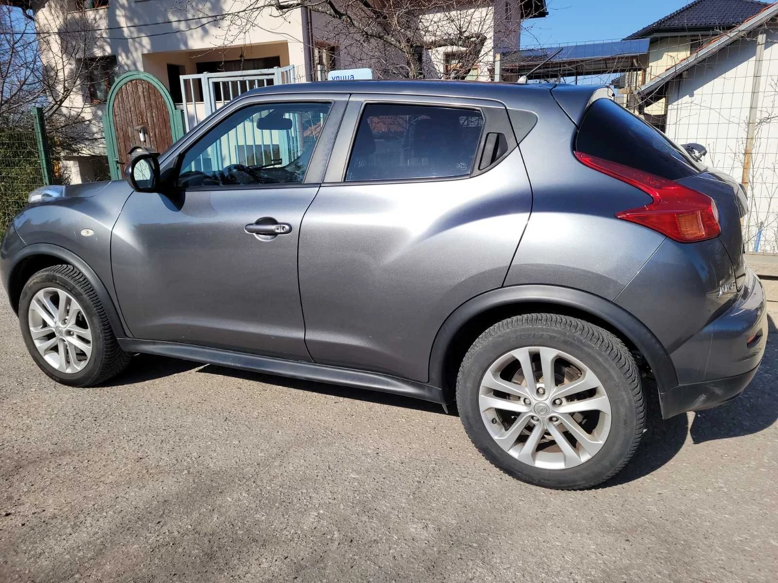 Nissan Juke, снимка 3 - Автомобили и джипове - 54257348