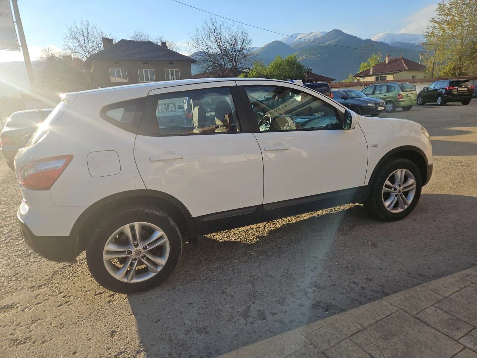 Nissan Qashqai 1.5 dci 4x2 top! | Mobile.bg � ����������� 16
