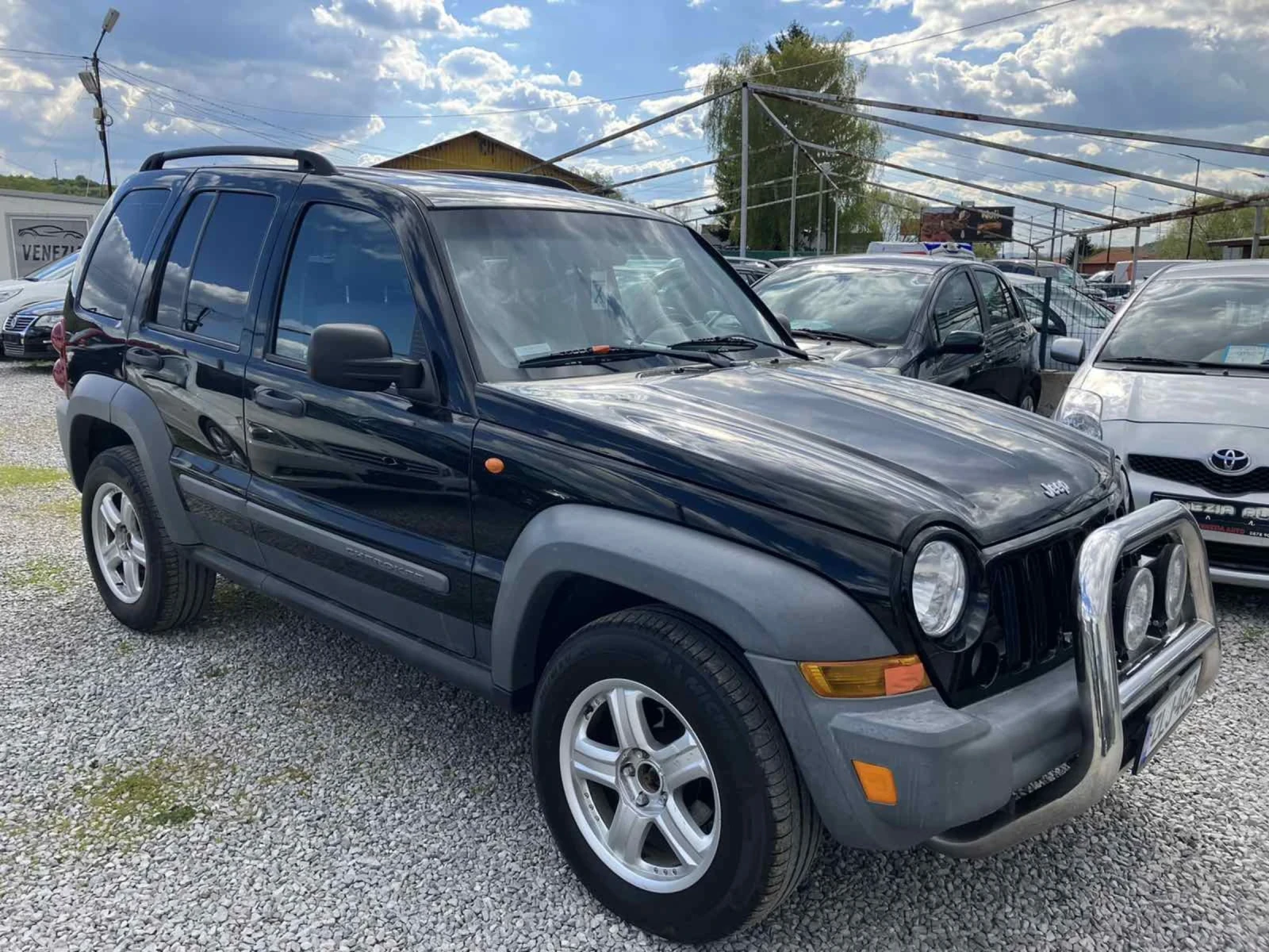 Jeep Cherokee, снимка 3 - Автомобили и джипове - 54439840