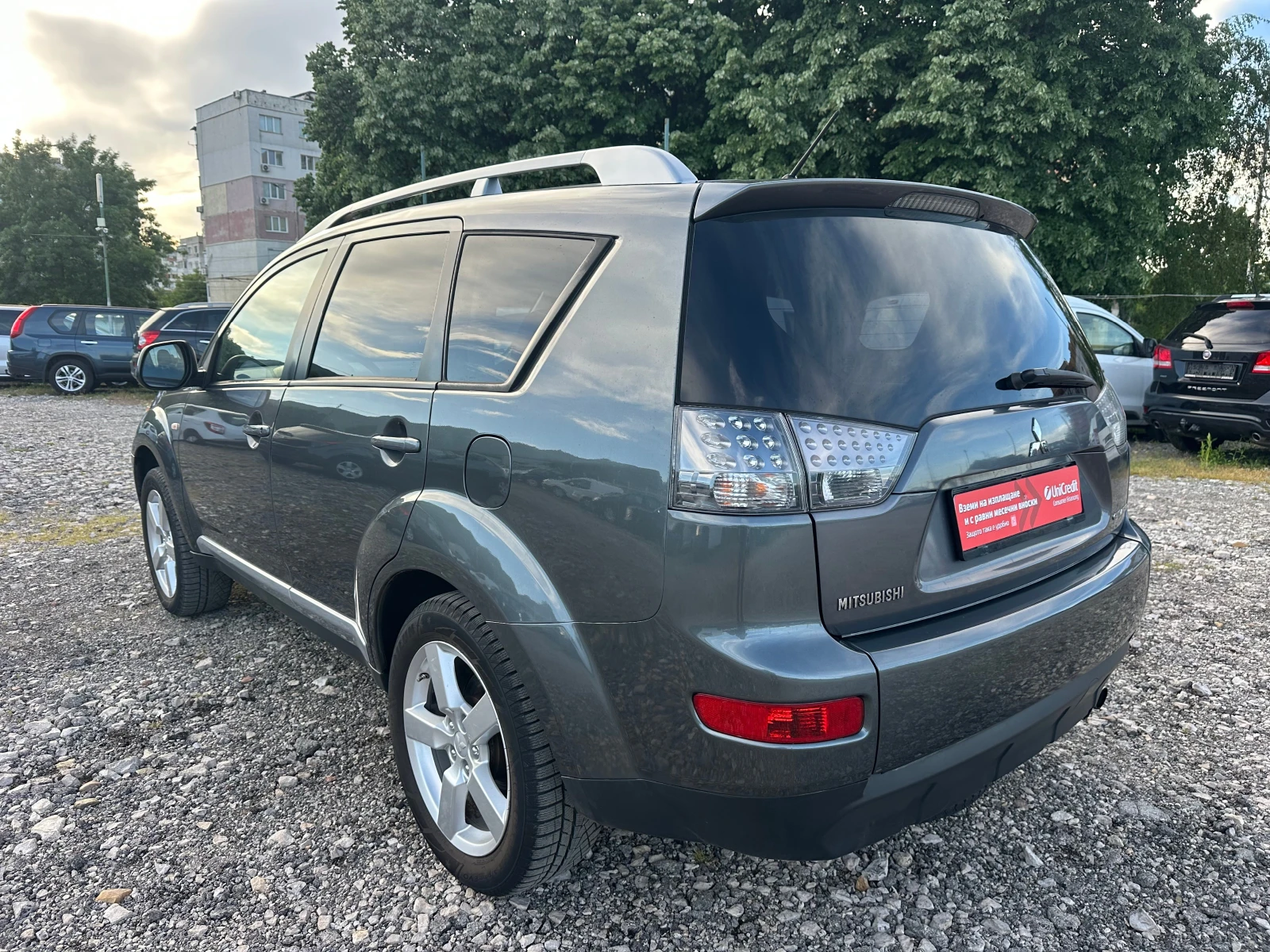 Mitsubishi Outlander 2.0DI-D 140kc 7MESTA, снимка 5 - Автомобили и джипове - 54542699