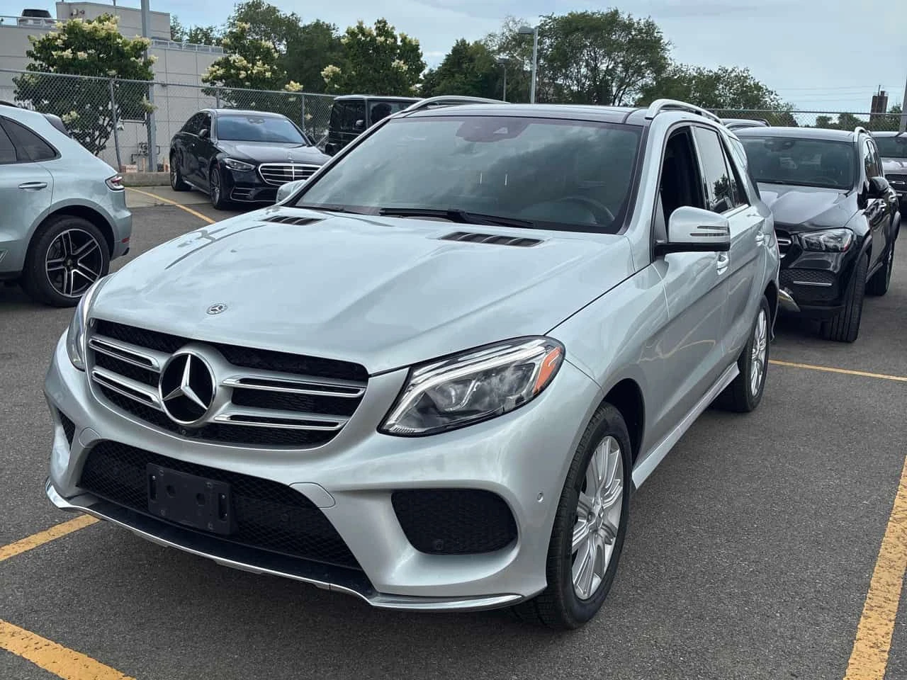 Mercedes-Benz GLE 400 4MATIC/360/ПАНОРАМА/ПОДГРЕВИ/OT MERCEDES