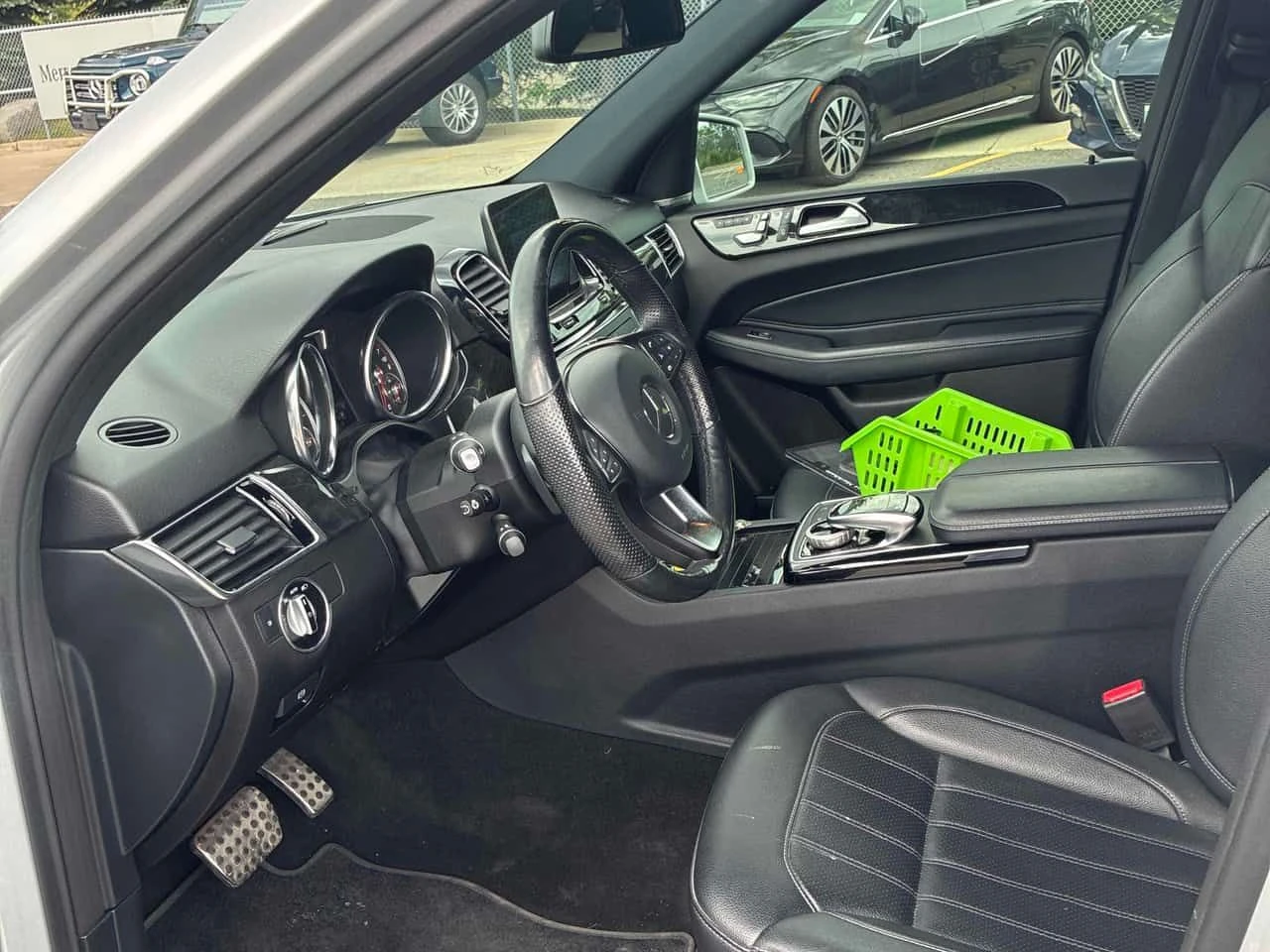Mercedes-Benz GLE 400 4MATIC/360/ПАНОРАМА/ПОДГРЕВИ/OT MERCEDES, снимка 7 - Автомобили и джипове - 54952730