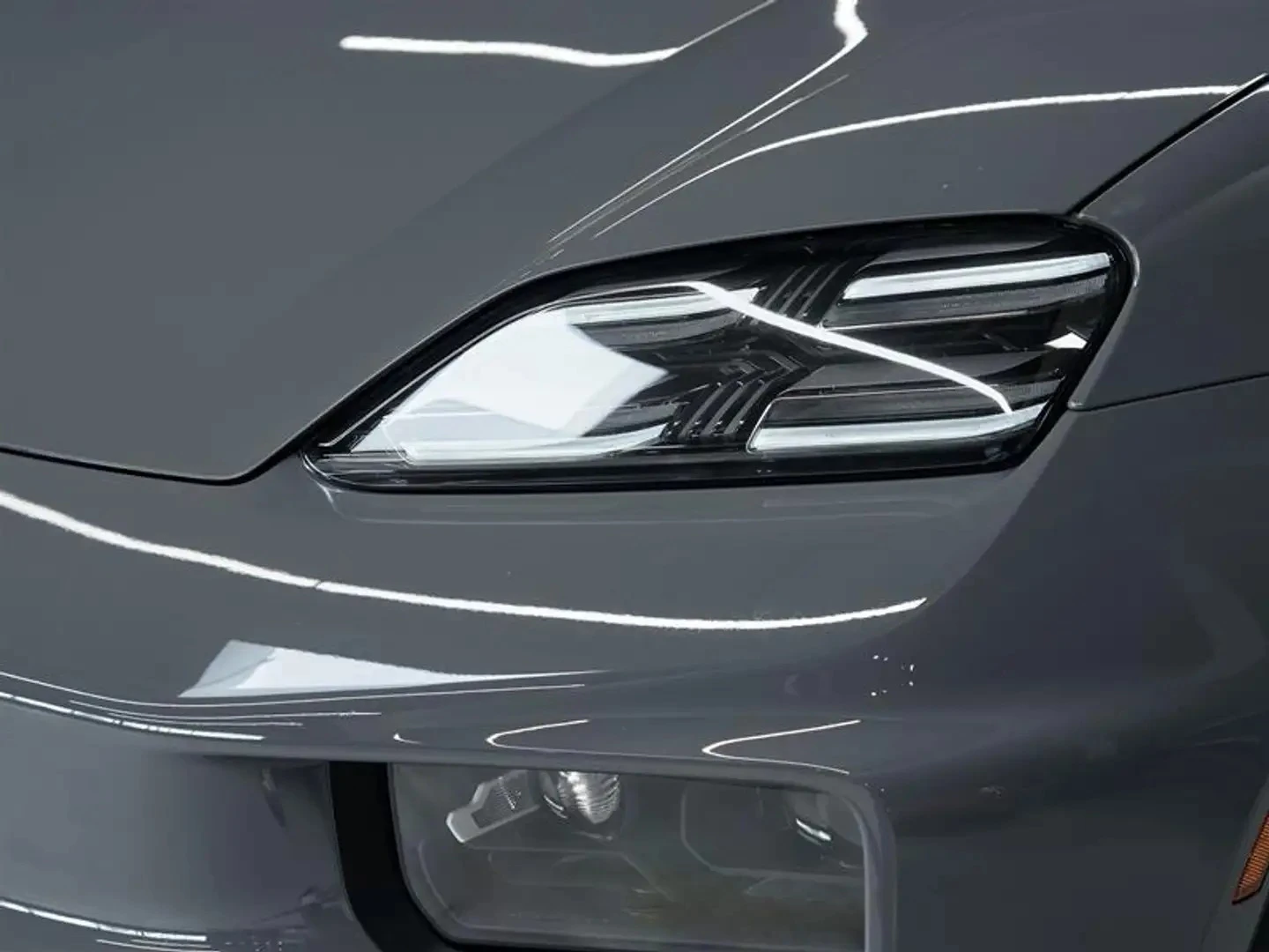 Porsche Macan ЦЕНА ДО БЪЛГАРИЯ АВТОКРЕДИТ, снимка 2 - Автомобили и джипове - 55860110