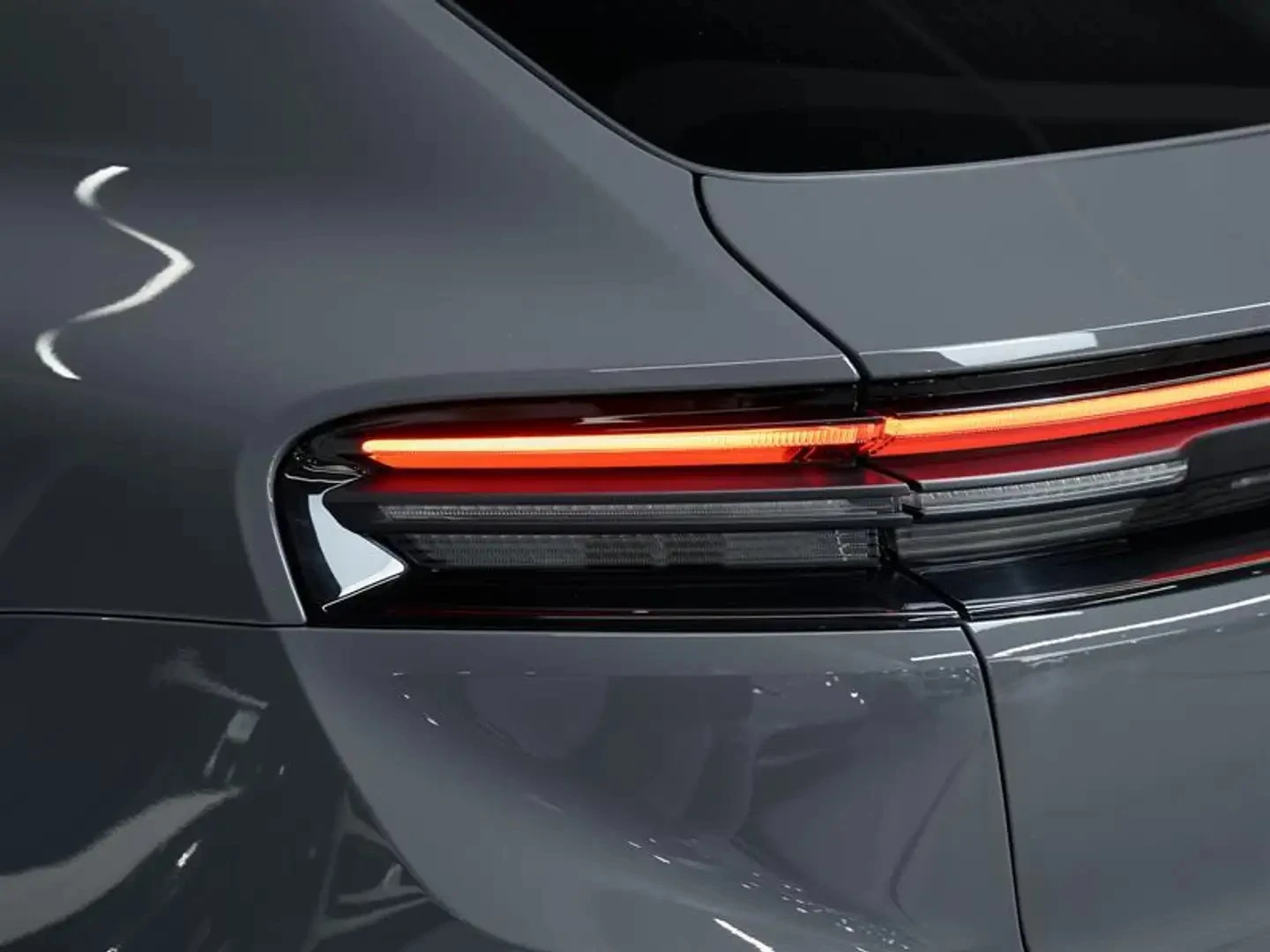 Porsche Macan ЦЕНА ДО БЪЛГАРИЯ АВТОКРЕДИТ, снимка 10 - Автомобили и джипове - 55860110