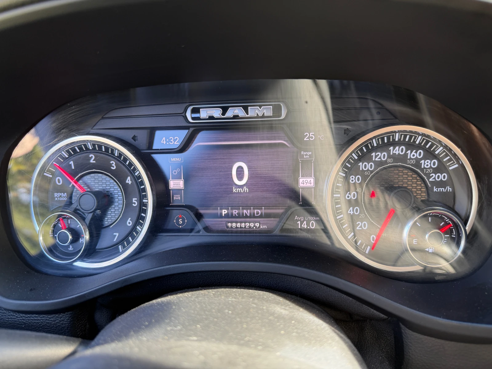 Dodge RAM 1500 Big Horn / Camera / Carfax / Автокредит , снимка 9 - Автомобили и джипове - 55986747