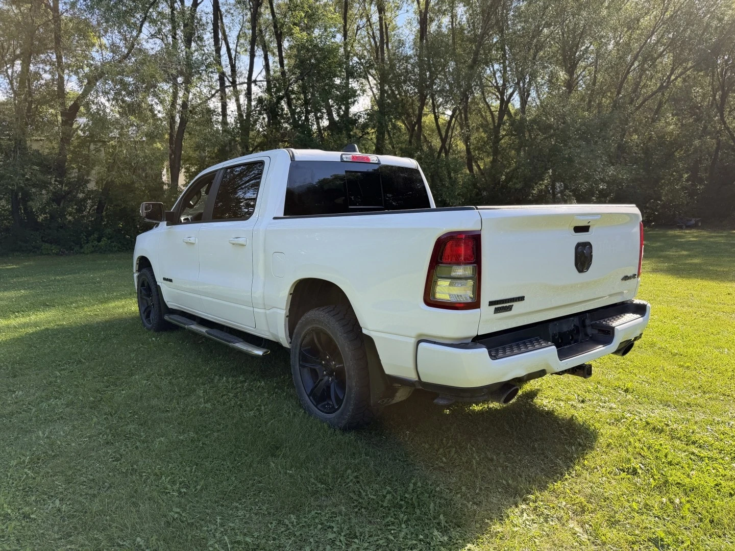 Dodge RAM 1500 Big Horn / Camera / Carfax / Автокредит , снимка 10 - Автомобили и джипове - 55986747