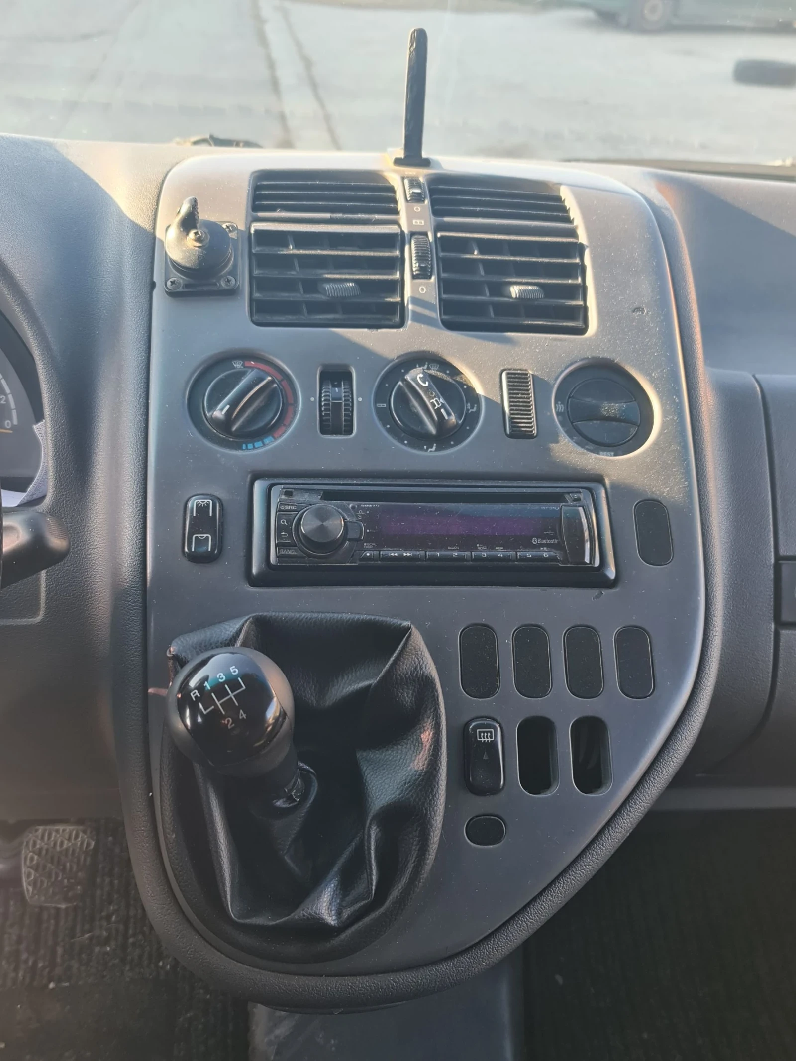 Mercedes-Benz Vito 2.2 cdi, снимка 10 - Бусове и автобуси - 55448060