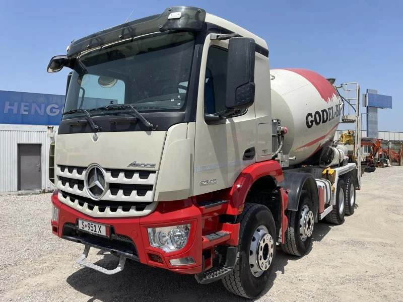 Бетон миксер Mercedes Arocs 3240, снимка 14 - Индустриална техника - 46320776