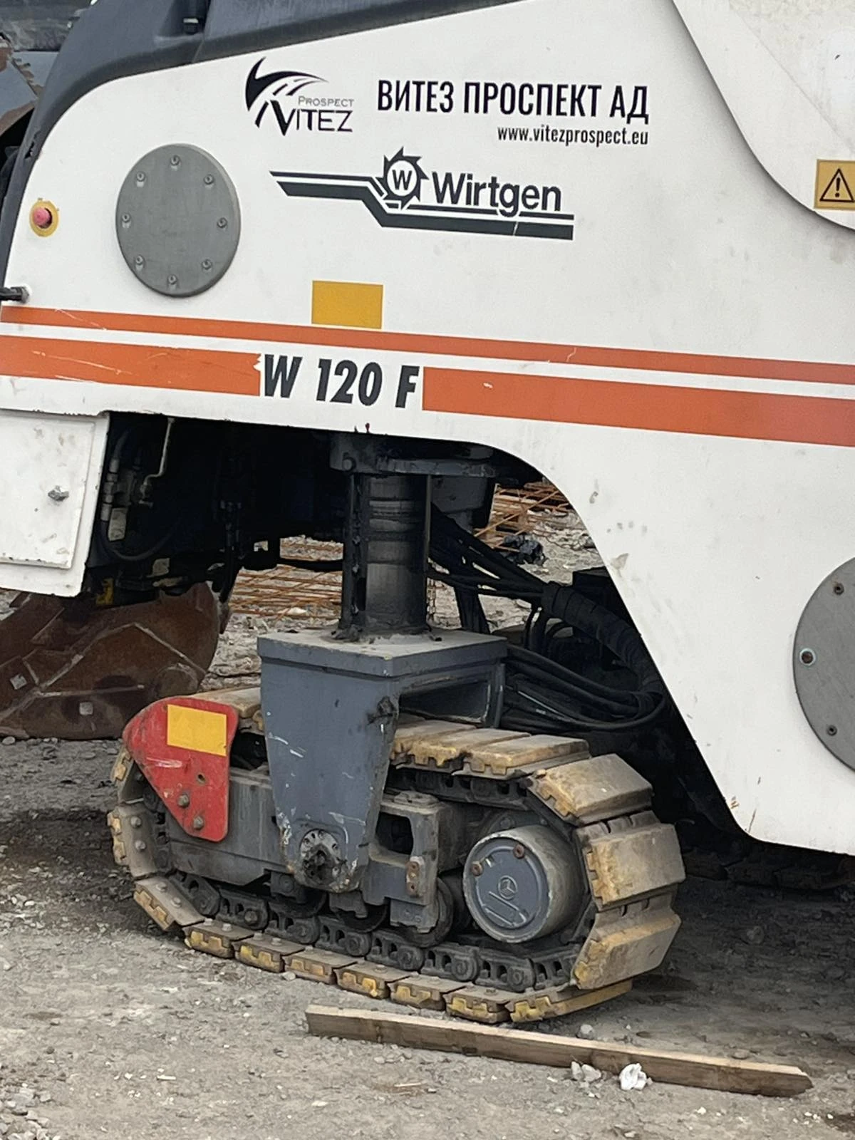 Други специализирани машини Друга WIRTGEN F120F, снимка 6 - Индустриална техника - 54030586