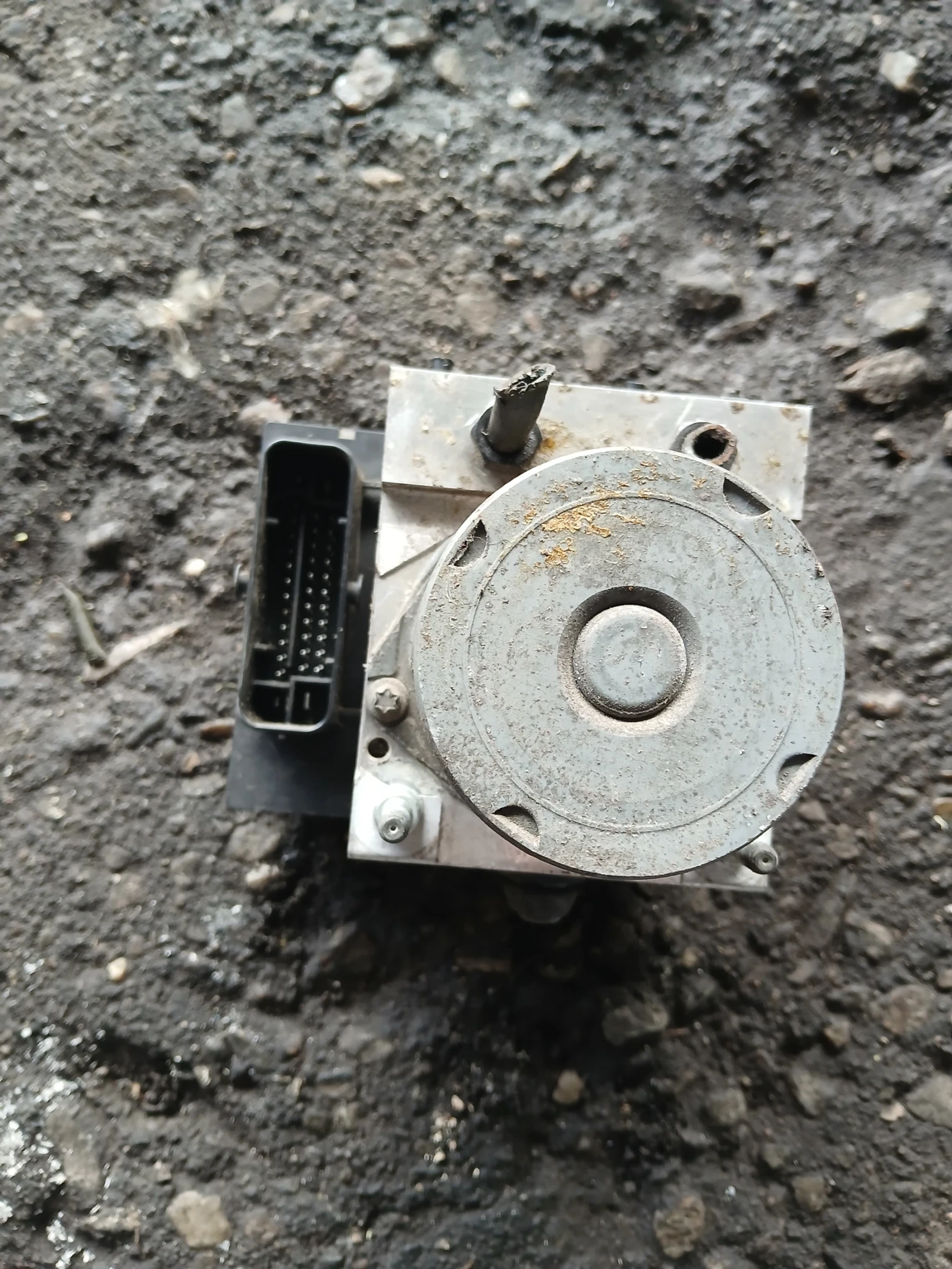 4F0 910 517 A 033 ABS помпа Audi A6  C6, снимка 2 - Части - 54779796