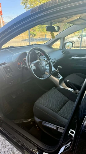 Toyota Auris 1.6i 16V, снимка 9