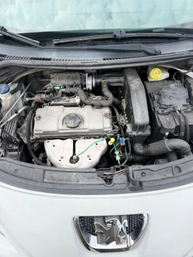 Peugeot 207 1.4 75кс, снимка 11