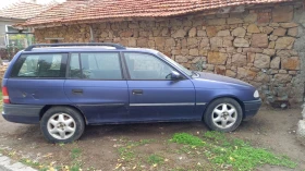 Opel Astra Комби, снимка 5