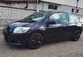 Обява за продажба на Toyota Auris 2.0 D4D 126 к.с. ~5 300 лв. - изображение 1