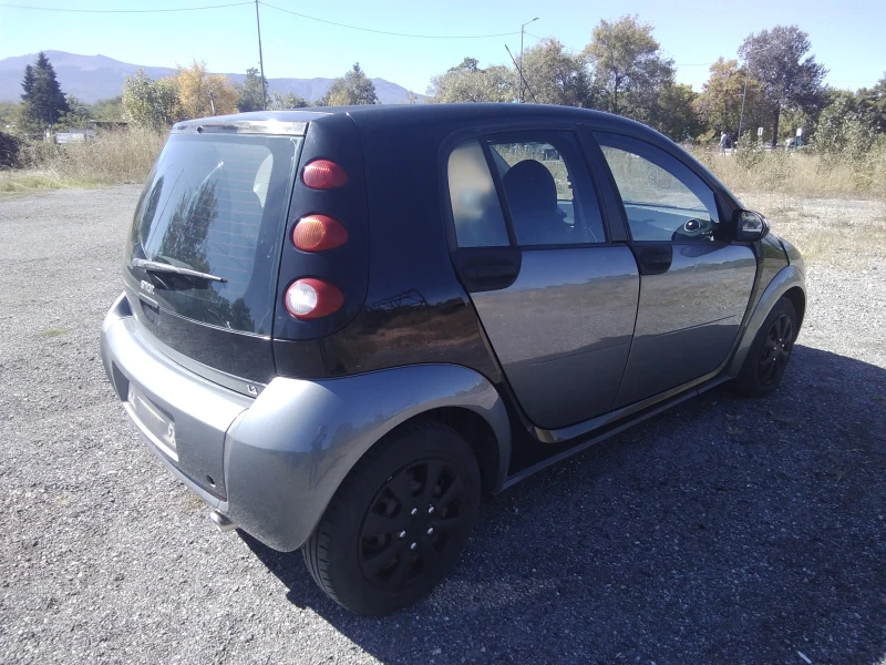 Smart Forfour, снимка 3 - Автомобили и джипове - 48022105