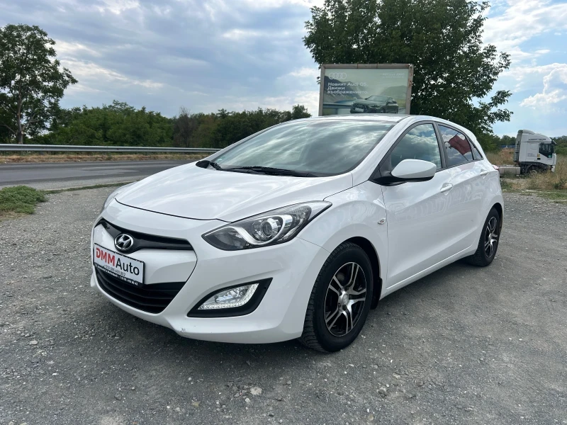 Hyundai I30 1.6 CRDI / ПОДГРЕВ / ПАРКТРОНИК / РЕАЛНИ КИЛОМЕТРИ