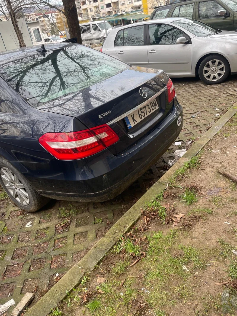 Mercedes-Benz E 250 Десен волан CDI, снимка 8 - Автомобили и джипове - 53479305