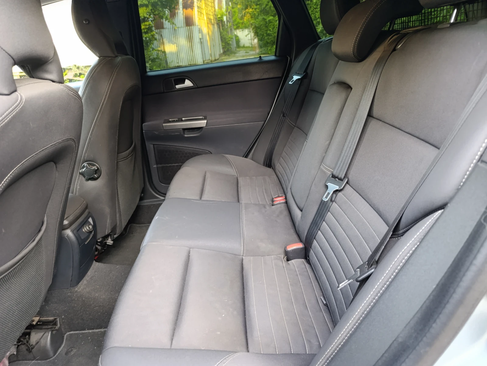 Volvo V50 20D - изображение 7