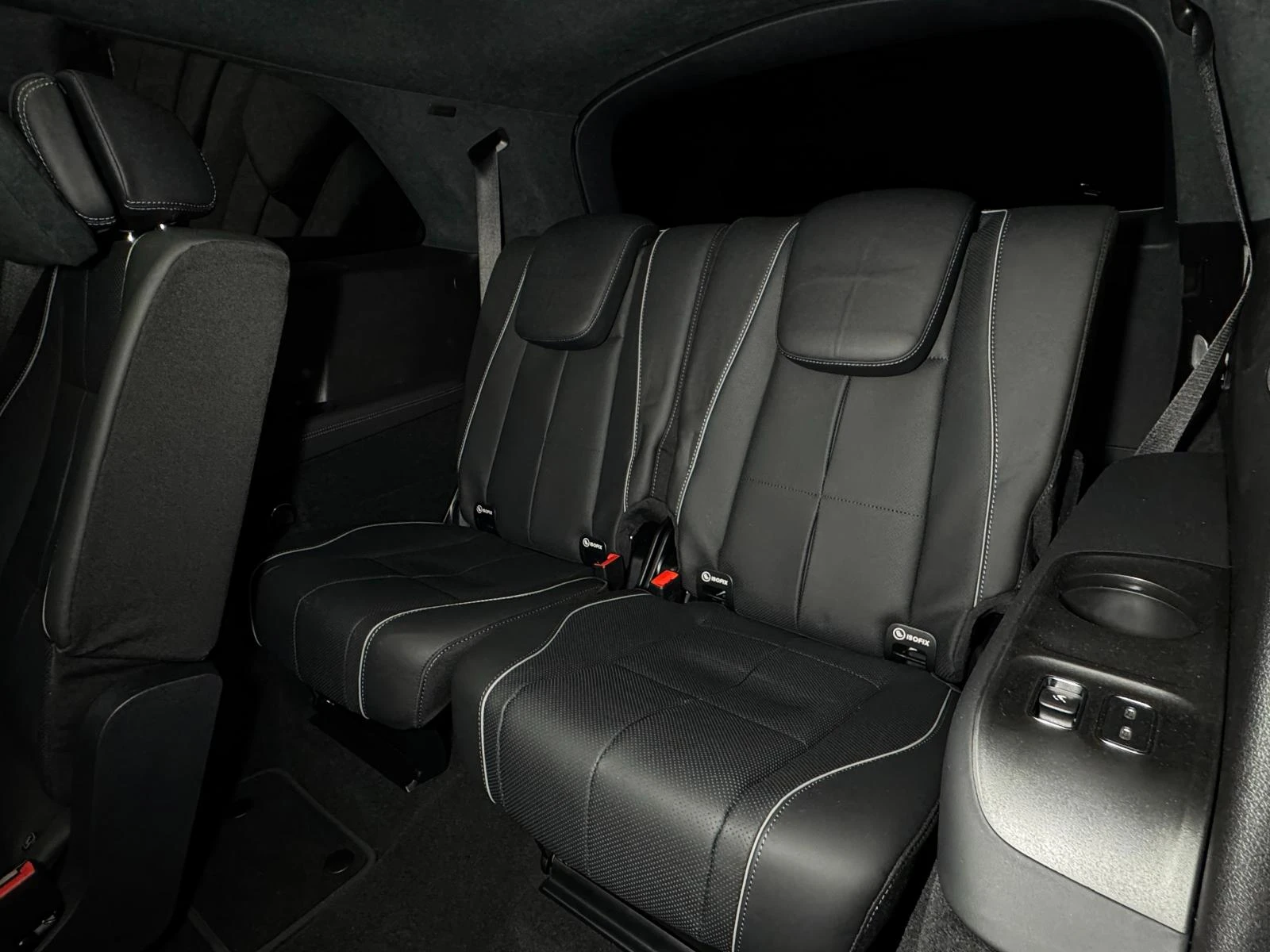 Mercedes-Benz GLS 450 d 4Matic AMG Pano* 360* Burm* 6+ 1 - изображение 9