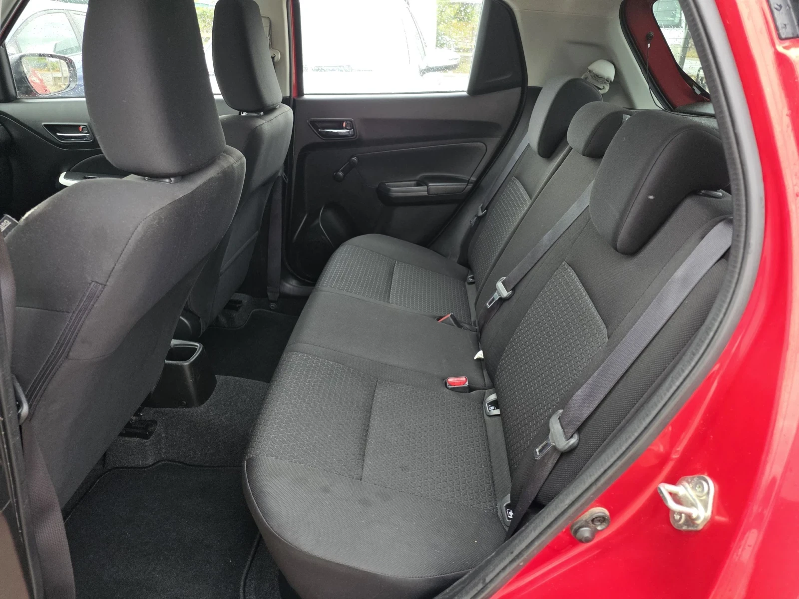 Suzuki Swift 1.2DUAL JET - изображение 10