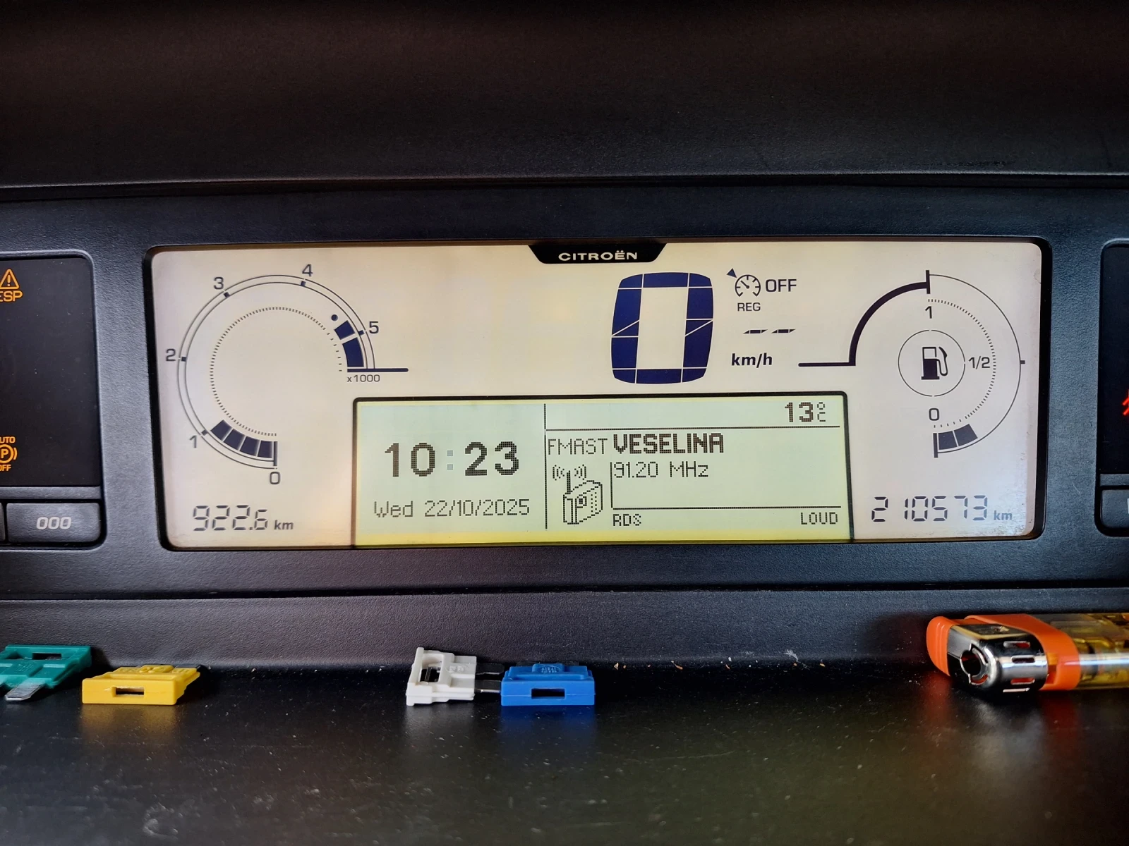 Citroen C4 Picasso 1600 HDI - изображение 7