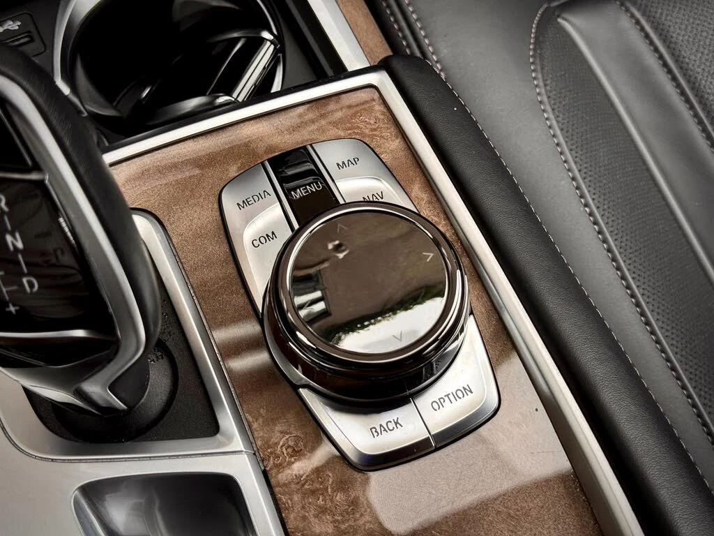 BMW 750 I * M-Package* * HeadUp* * A* (   | Mobile.bg   16