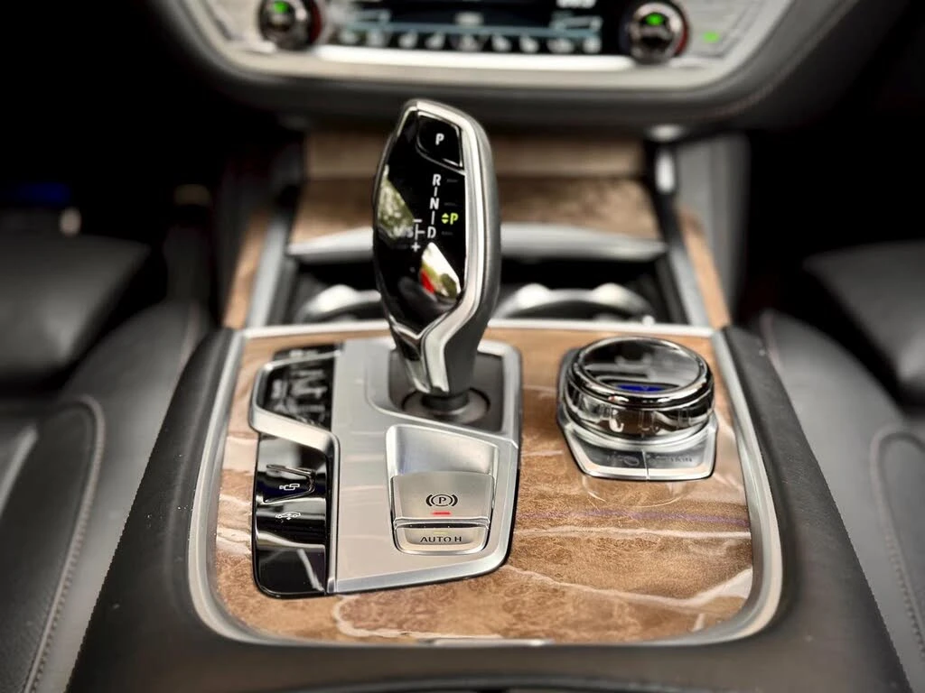 BMW 750 I * M-Package* * HeadUp* * A* (   | Mobile.bg   13