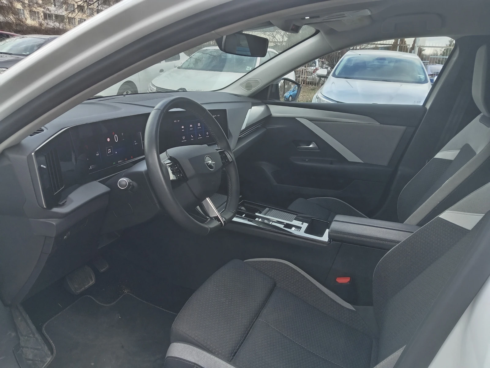 Opel Astra 1.2T Auto Гаранц. - изображение 7