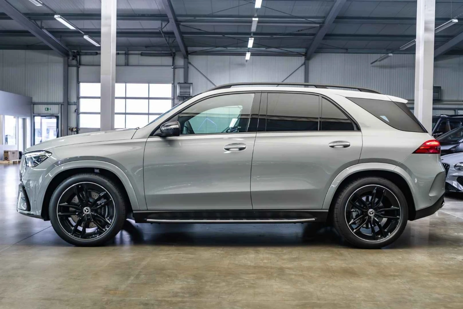 Mercedes-Benz GLE 450 NEW* FACELIFT* AMG* 4 MATIC* PANO* 360* , снимка 3 - Автомобили и джипове - 53827583