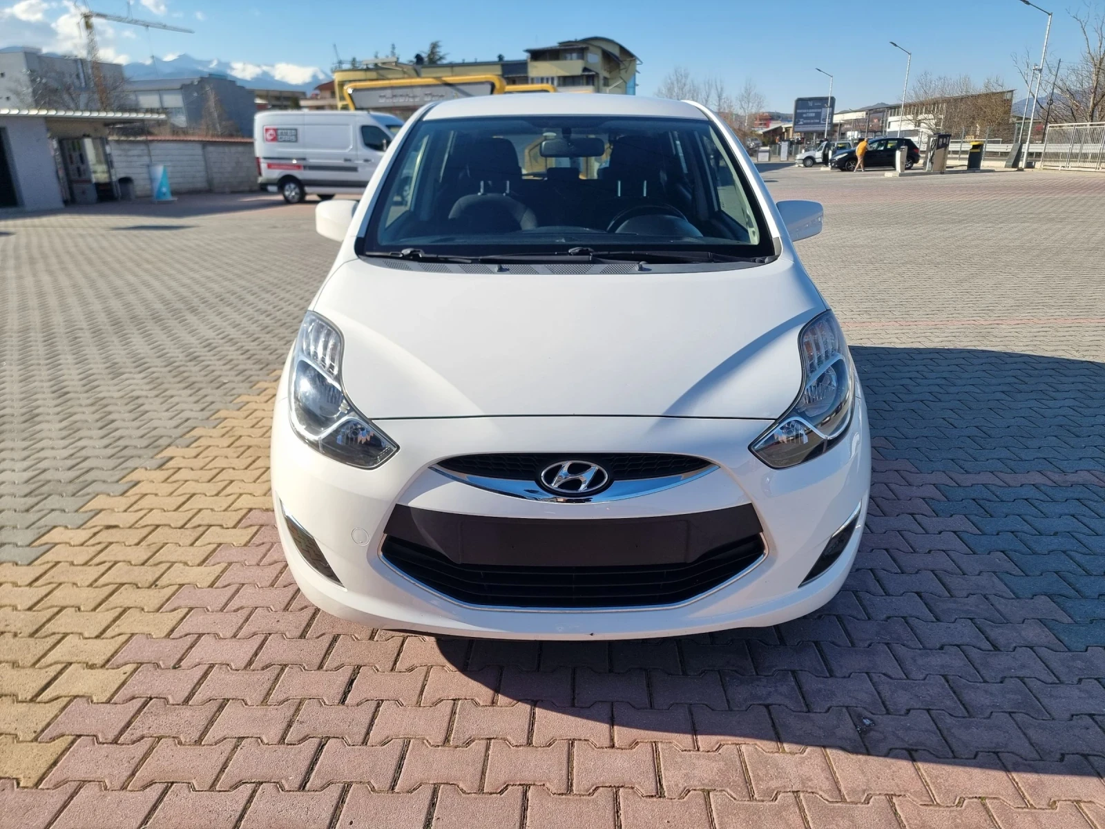 Hyundai Ix20 1.4, снимка 8 - Автомобили и джипове - 53827940