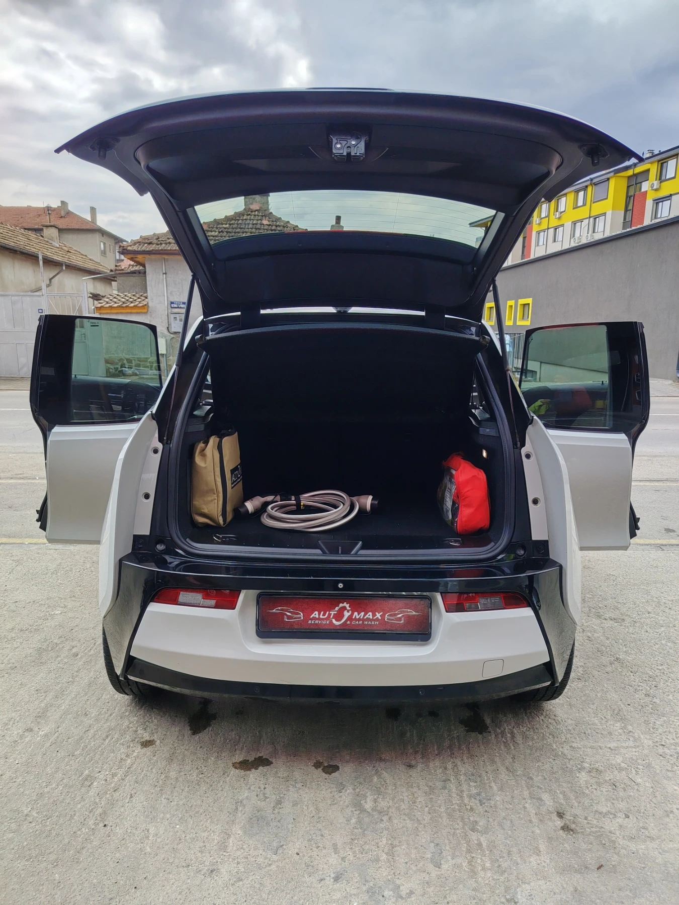 BMW i3, снимка 3 - Автомобили и джипове - 54392547