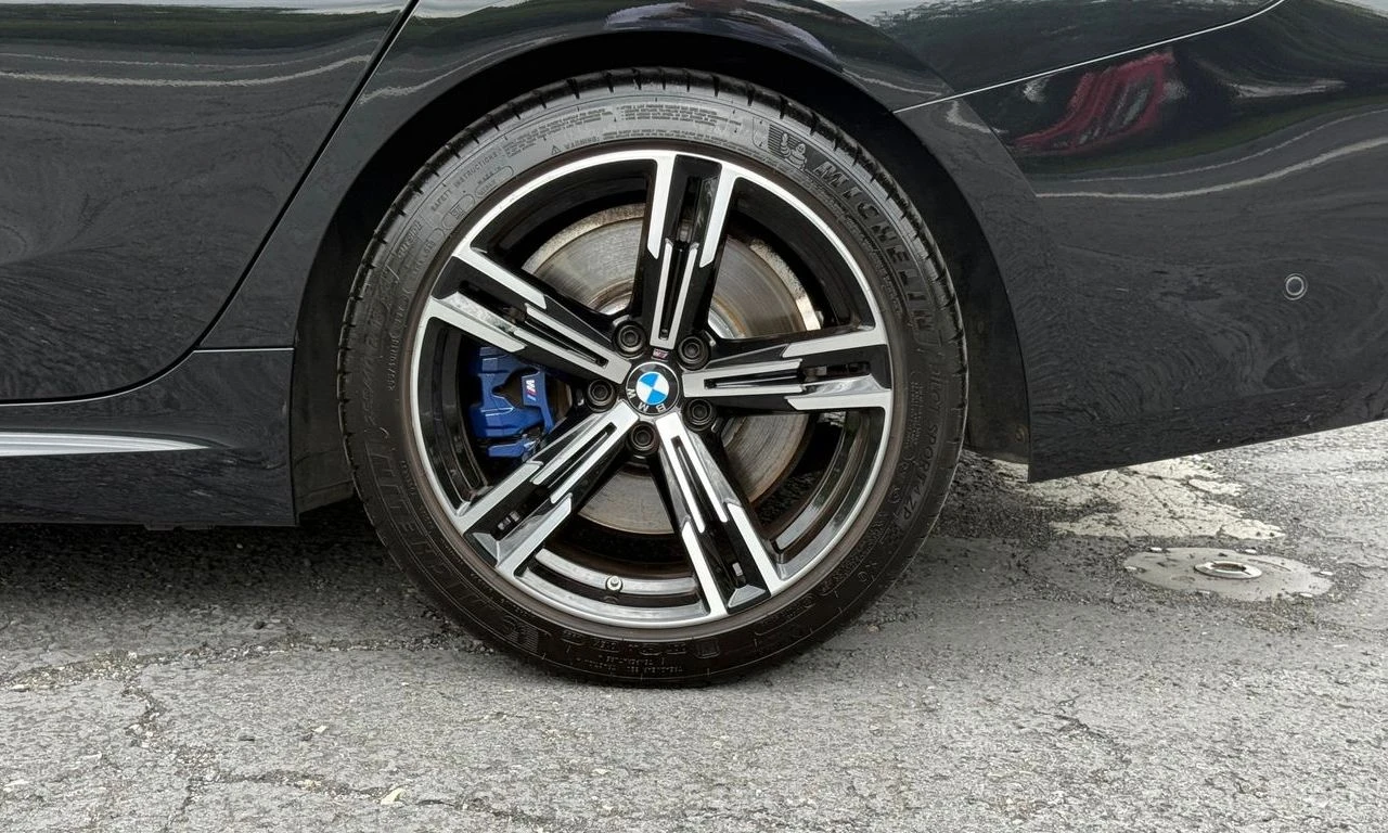 BMW 320 i M SPORT* DISTRONIC* ПОДГРЕВ* ШИБИДАХ* ХЕДЪП* , снимка 6 - Автомобили и джипове - 55502576