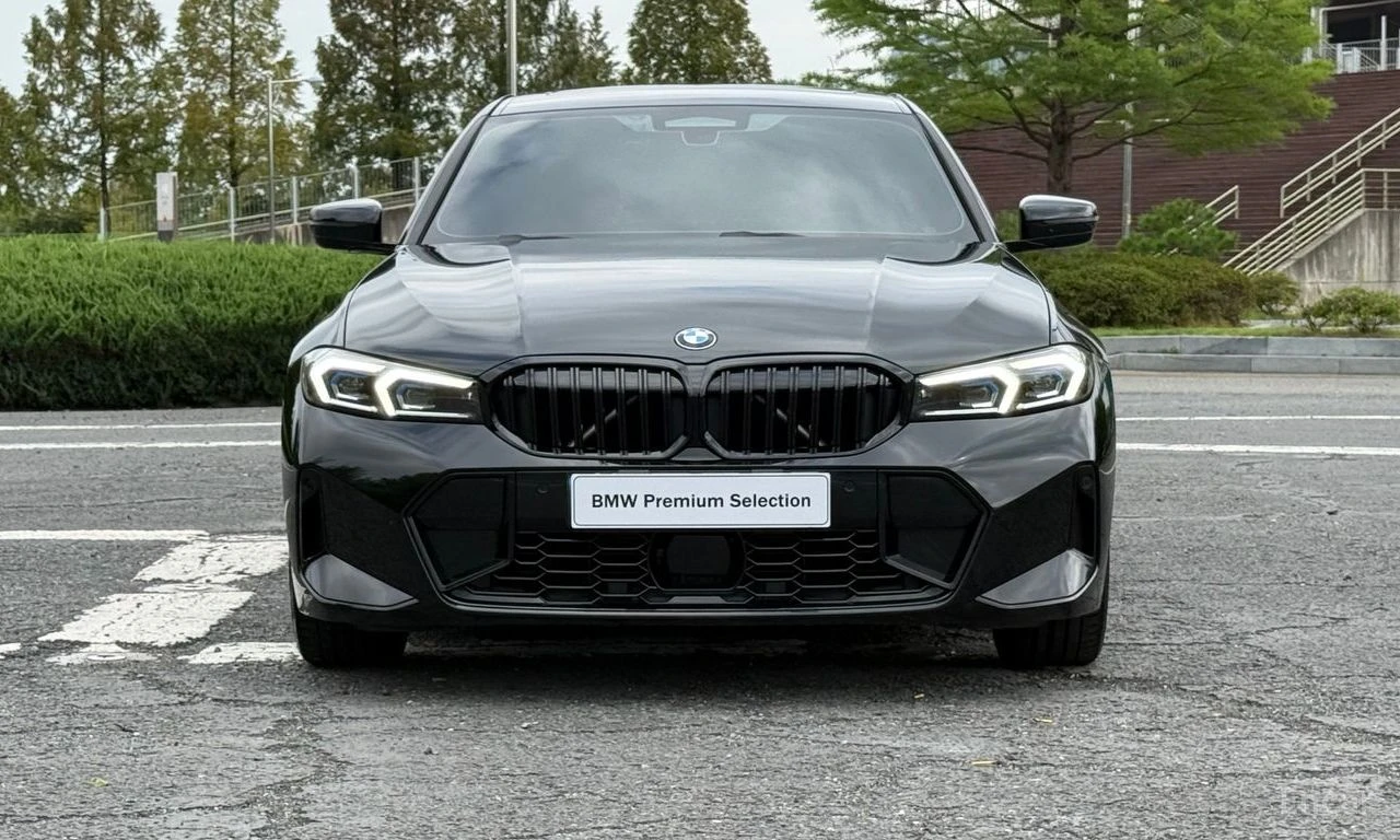 BMW 320 i M SPORT* DISTRONIC* ПОДГРЕВ* ШИБИДАХ* ХЕДЪП* , снимка 5 - Автомобили и джипове - 55502576