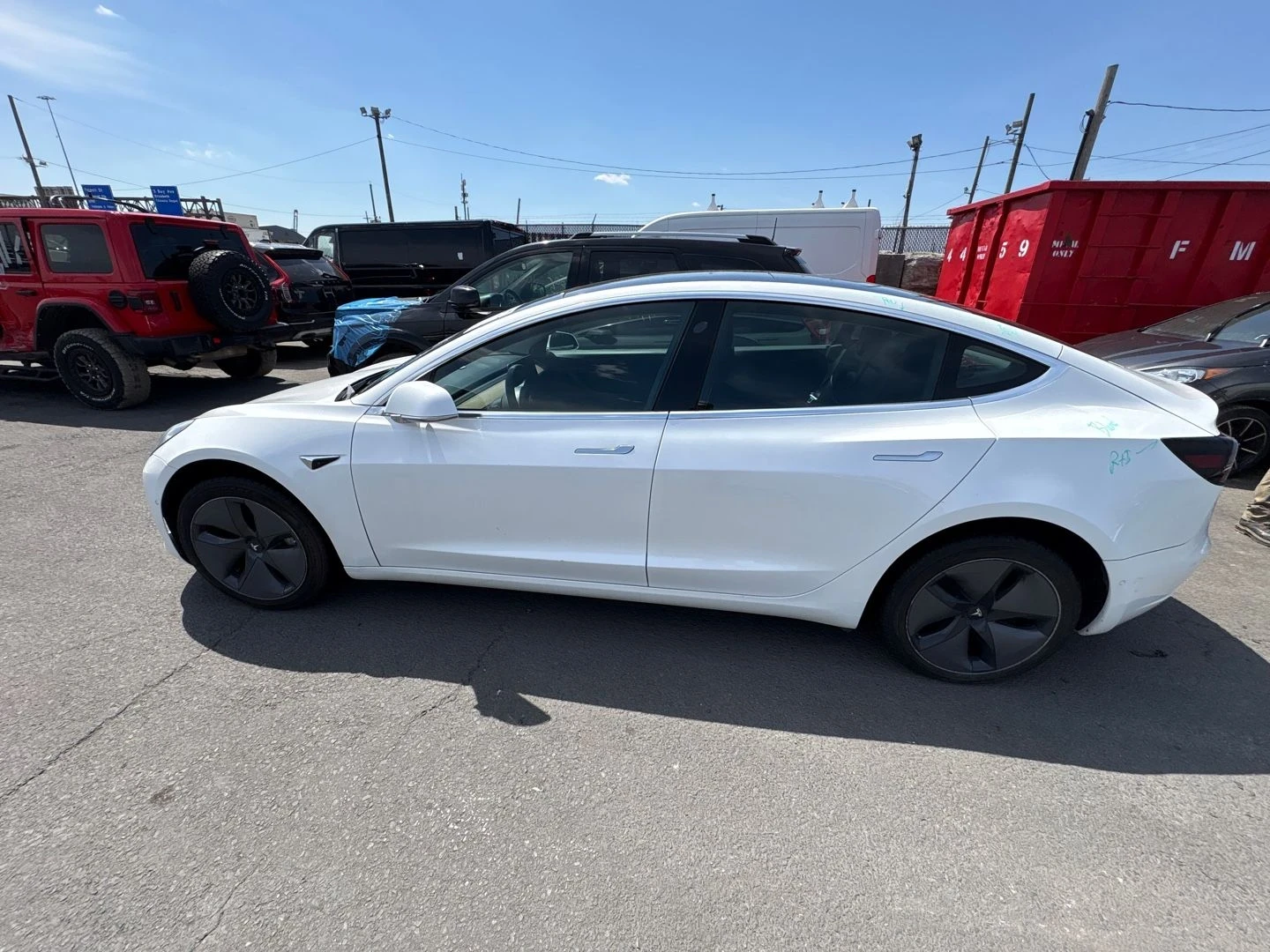 Tesla Model 3 SR+ , снимка 2 - Автомобили и джипове - 55629922