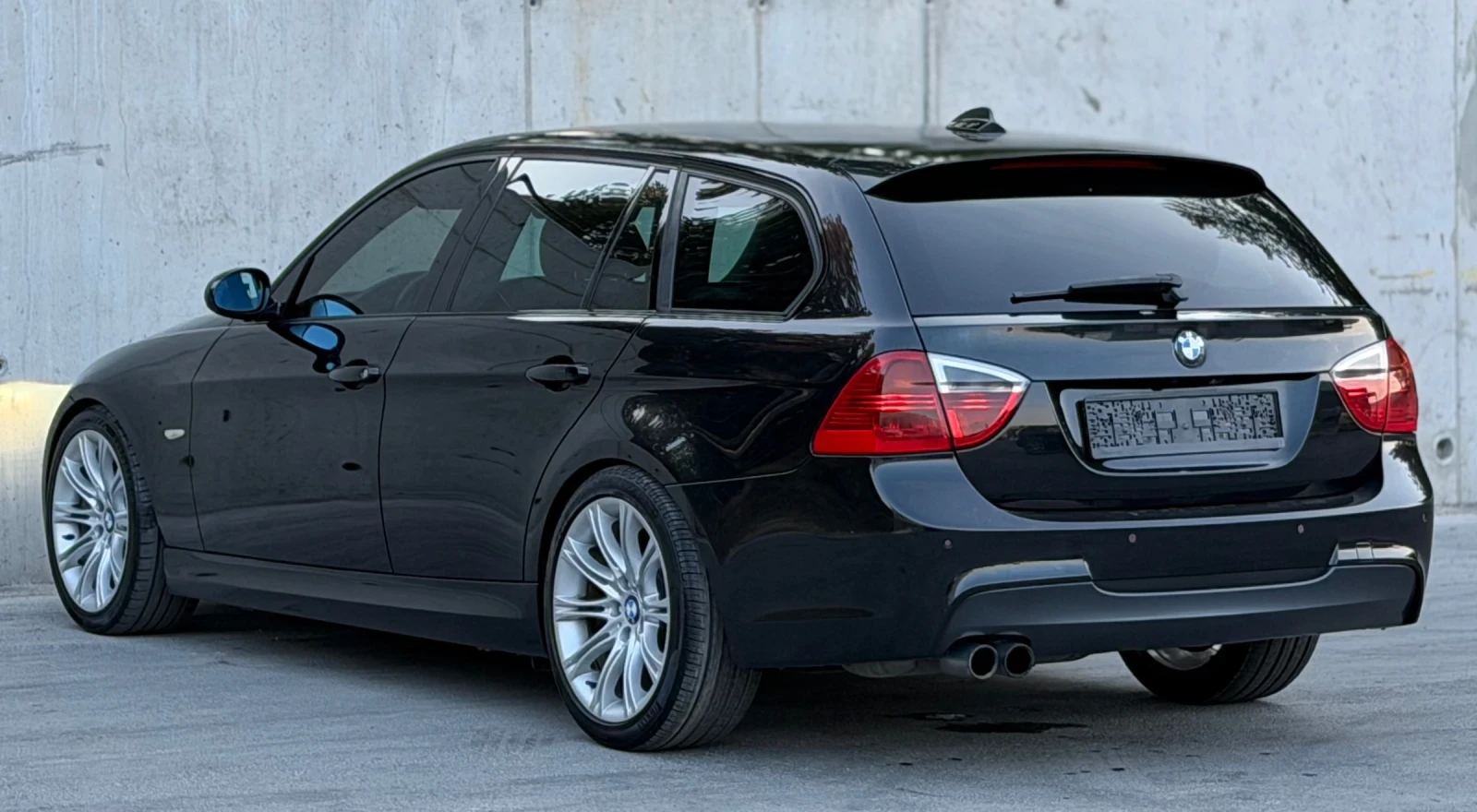 BMW 325 D 197к.с М-Пакет Навигация, снимка 4 - Автомобили и джипове - 55710229
