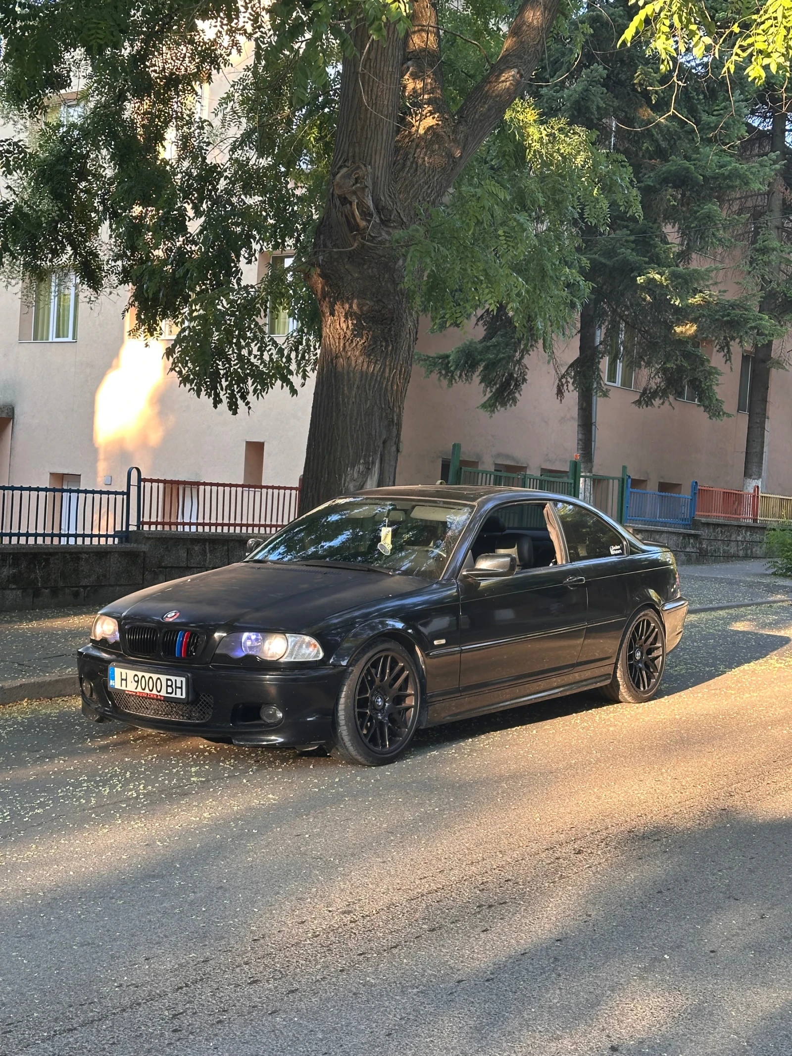 BMW 330