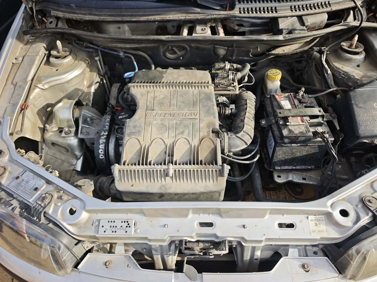 Fiat Punto 1.2, снимка 6 - Автомобили и джипове - 55935295