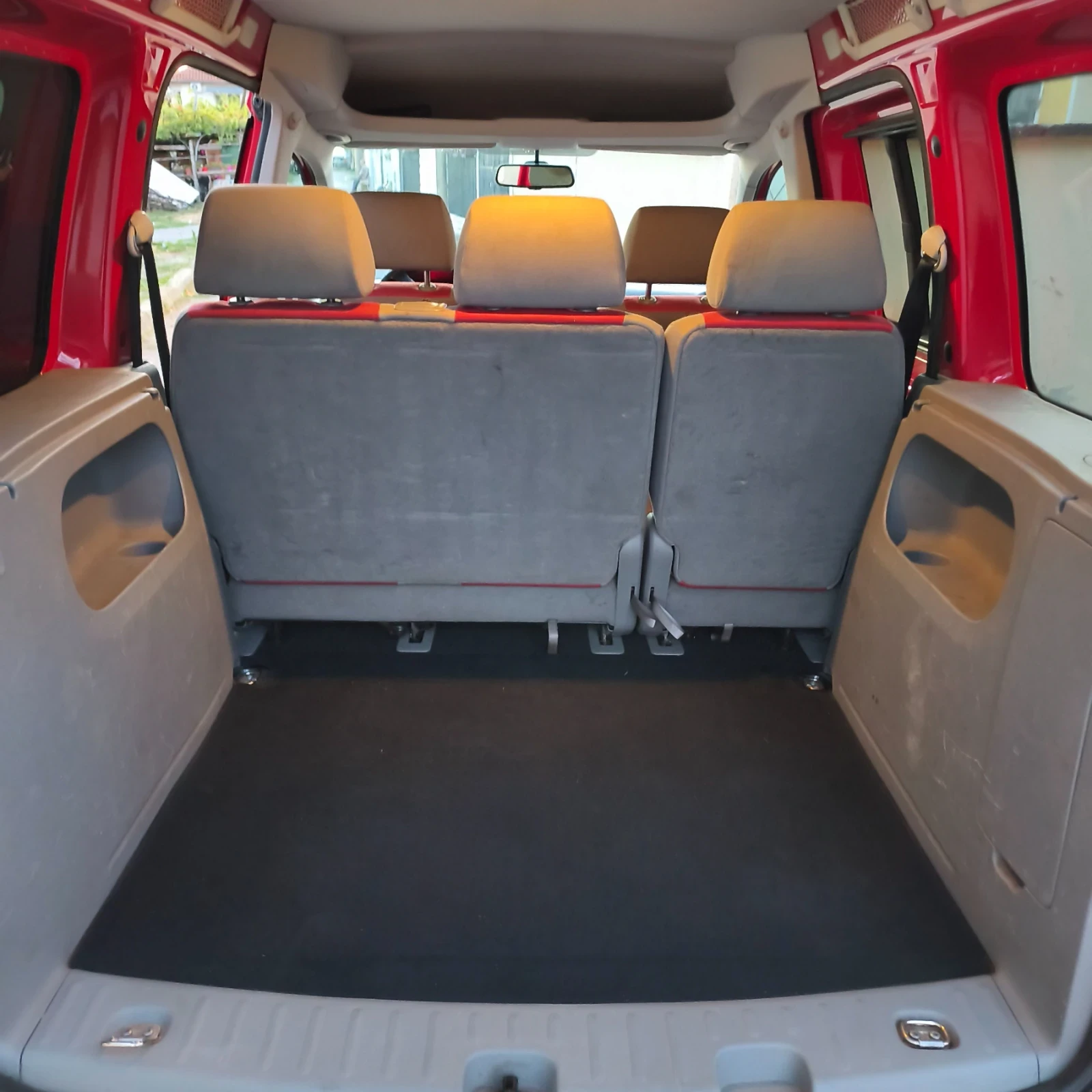 VW Caddy 1.6i 102 кс Става за Газ, снимка 8 - Автомобили и джипове - 56150663