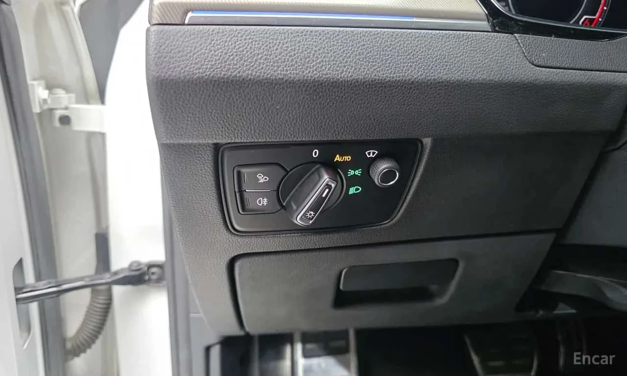 VW Arteon Prestige * Обдухване * Keyless * 360 * , снимка 17 - Автомобили и джипове - 56199145